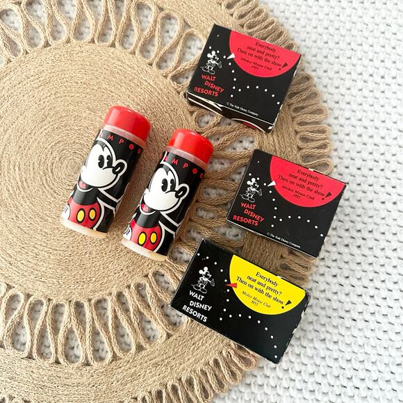 Disney Vintage Resorts Set Black White Red Set of 5 Shampoo Facial Body Soap - Picture 4 of 4